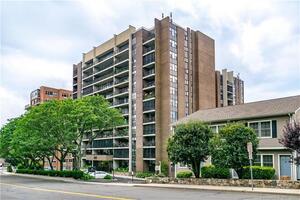 44 Strawberry Hill Avenue, Unit 8F