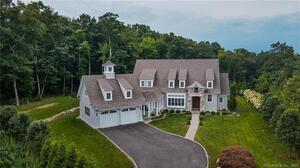 11 Hillcrest Lane