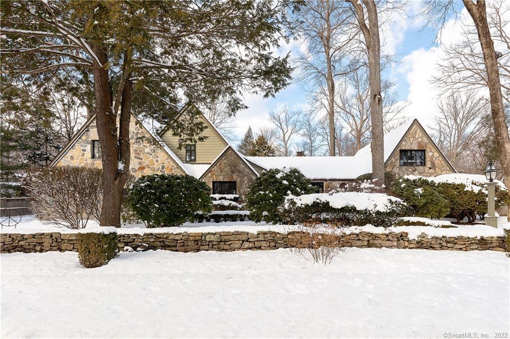 6 Blind Brook Road — exterior photo