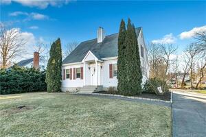 11 Meadow Road