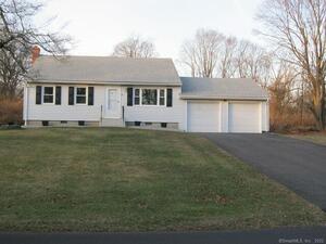 4 Woodmere Drive