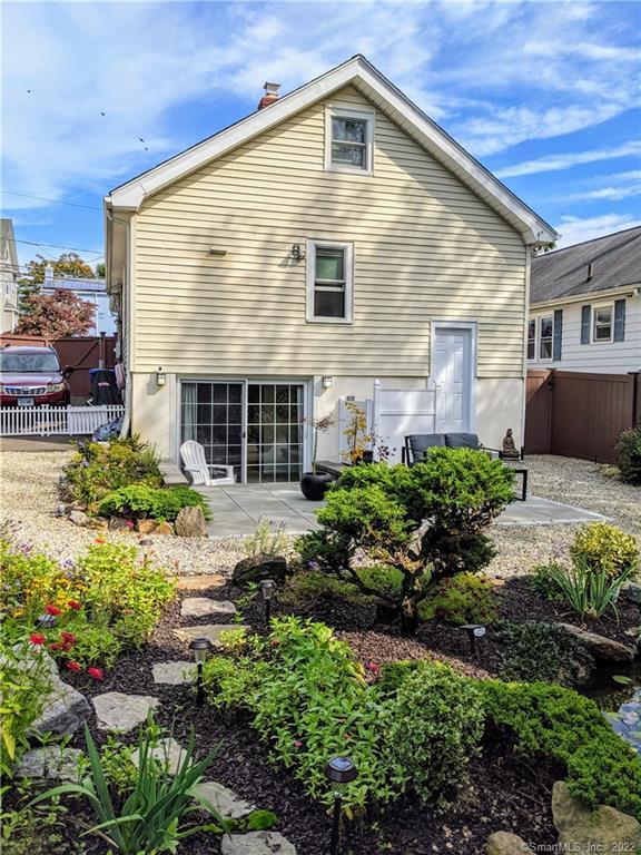 17 Magnolia Avenue — photo 1