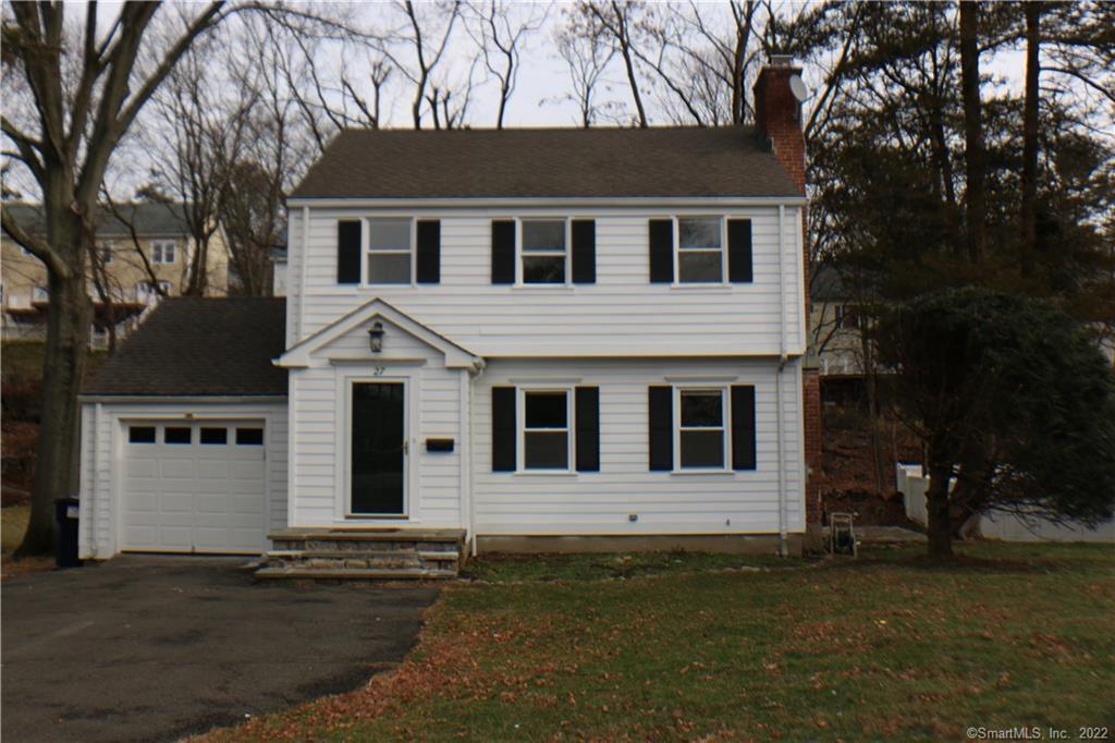 27 Locust Lane — exterior photo