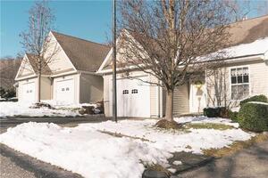 142 Louis Hill Road, Unit 142