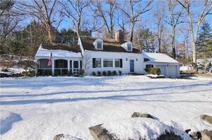 7 Apple Tree Lane