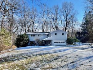 1 Green Hill Road
