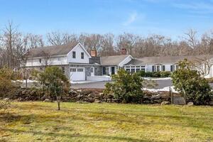 337 Brookside Road