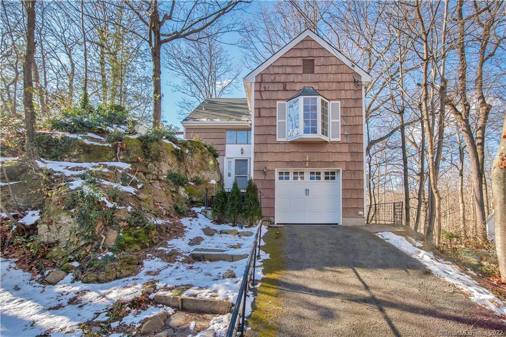 41 Amherst Road — exterior photo