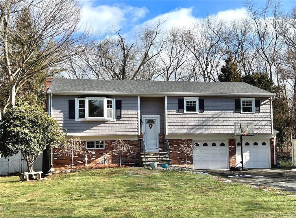 33 London Lane — exterior photo