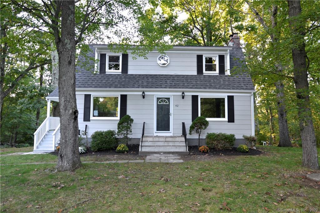 42 Round Lake Road — exterior photo