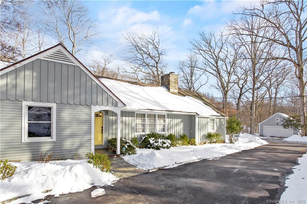 1038 Rock Rimmon Road — exterior photo