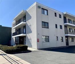 900 Hope Street, Unit 1C