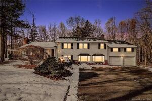 152 Hickok Road