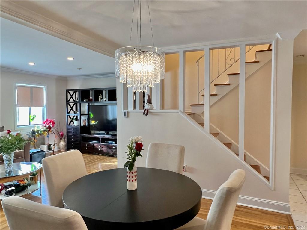406 Courtland Avenue, Unit C — exterior photo