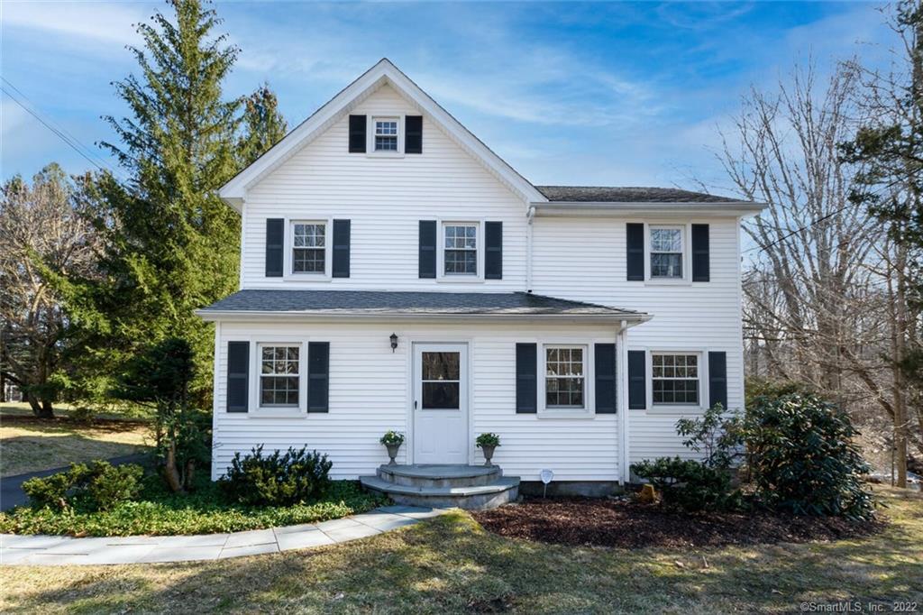 133 West Avenue — exterior photo
