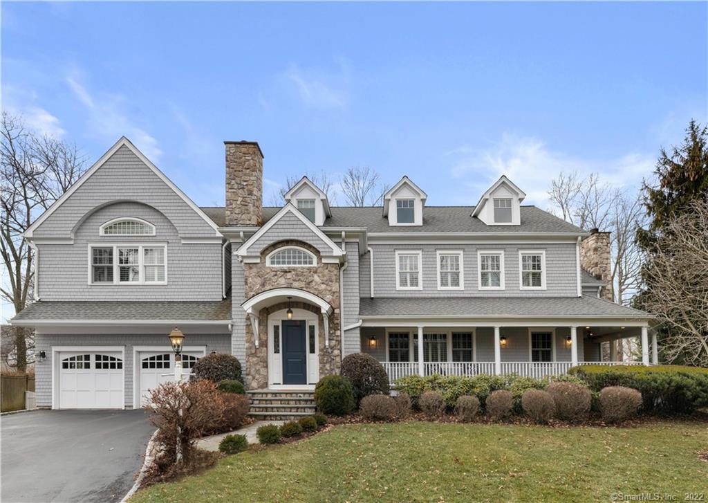 36 Lake Drive — exterior photo