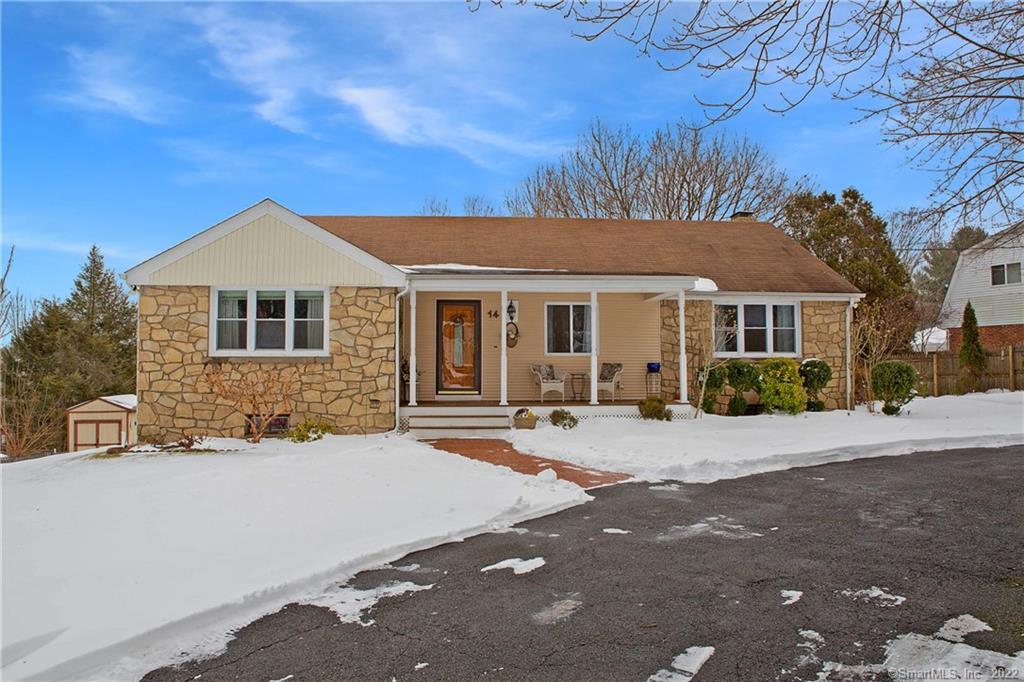 14 Edgewood Avenue — exterior photo