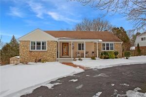 14 Edgewood Avenue