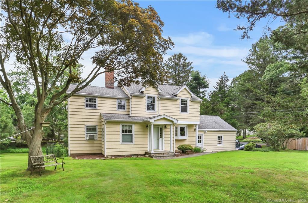 1 Allen Lane — exterior photo
