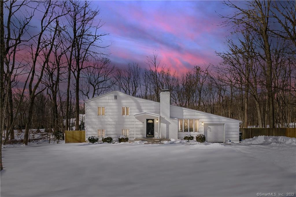 17 Half Mile Common — exterior photo
