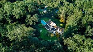 22 Crooked Mile Road