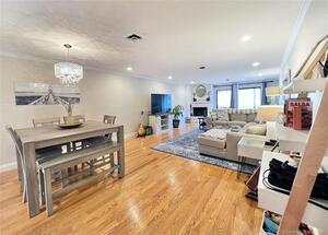 122 Gillies Lane, Unit 122