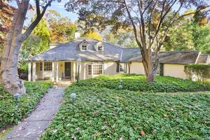 4 Dogwood Lane
