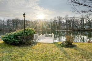 117 Rowayton Woods Drive