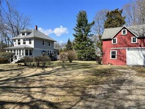 48 Treadwell Avenue