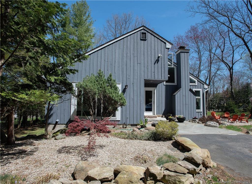 51 Bloomer Road — exterior photo