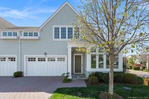 48 Kensett Lane, Unit 48