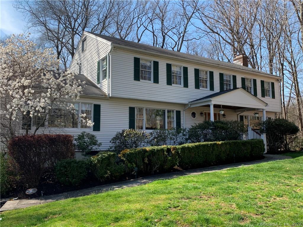 36 Mountain Trail — exterior photo