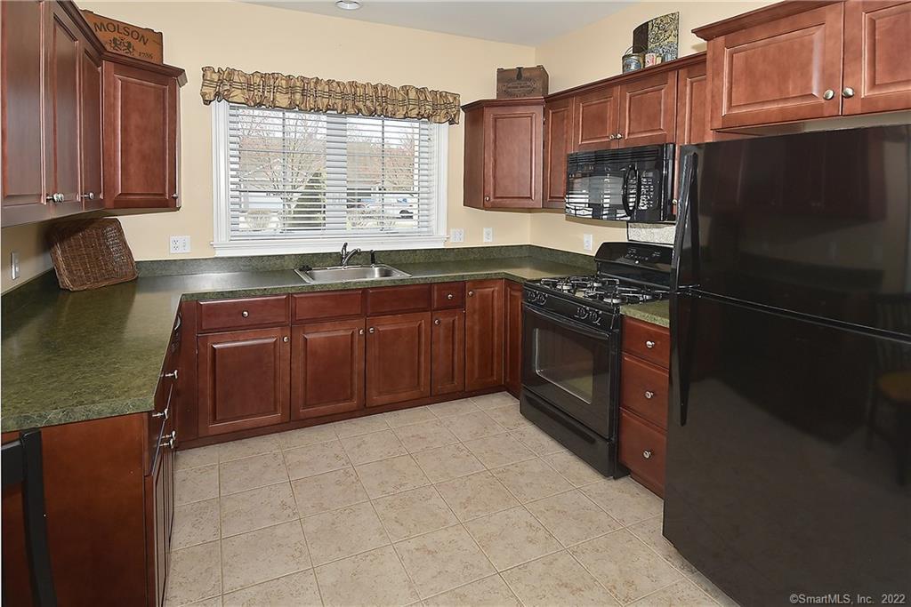 30 Kristyn Circle, Manchester, CT 06042 - Thumbnail 18