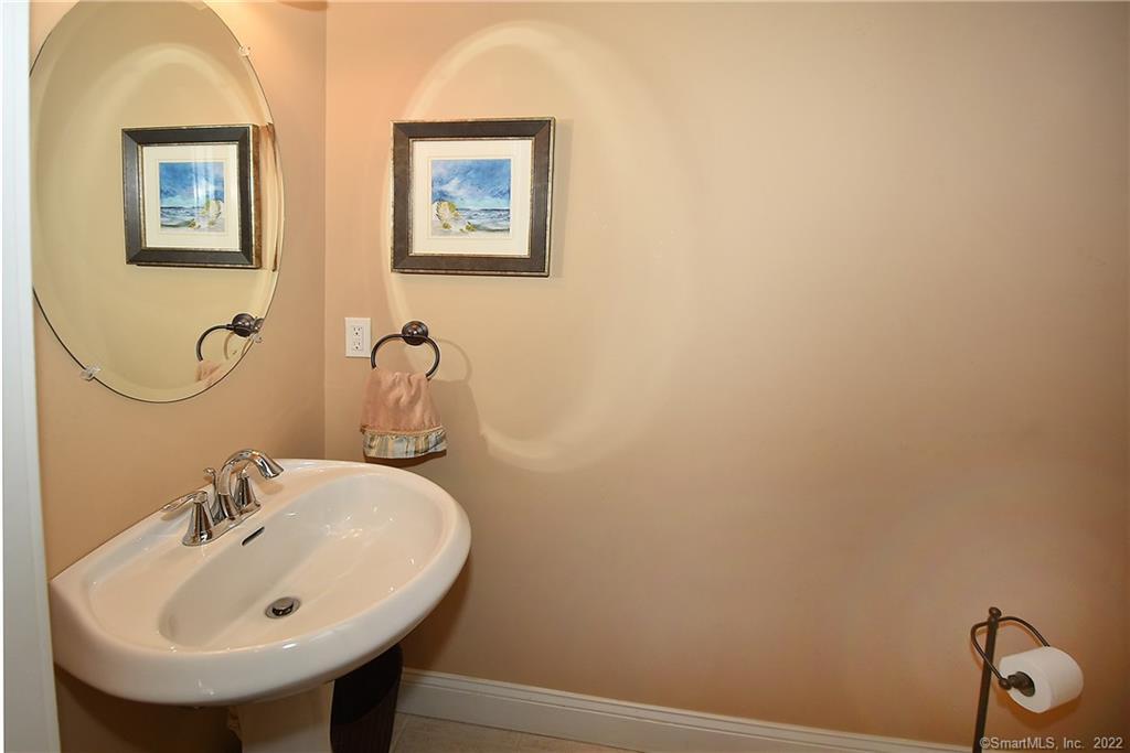 30 Kristyn Circle, Manchester, CT 06042 - Thumbnail 21