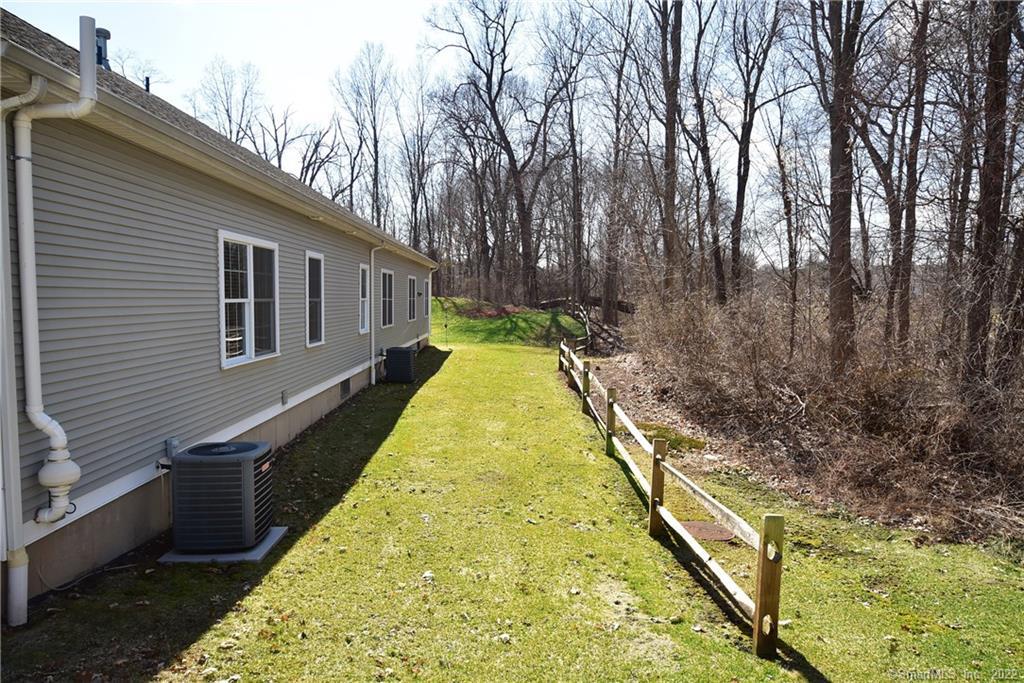 30 Kristyn Circle, Manchester, CT 06042 - Thumbnail 34