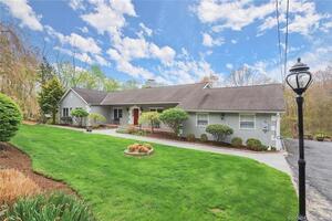 1276 Westover Road