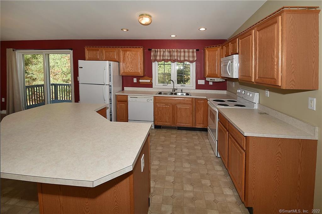 1 Clearwater Drive, Stafford, CT 06076 - Thumbnail 9