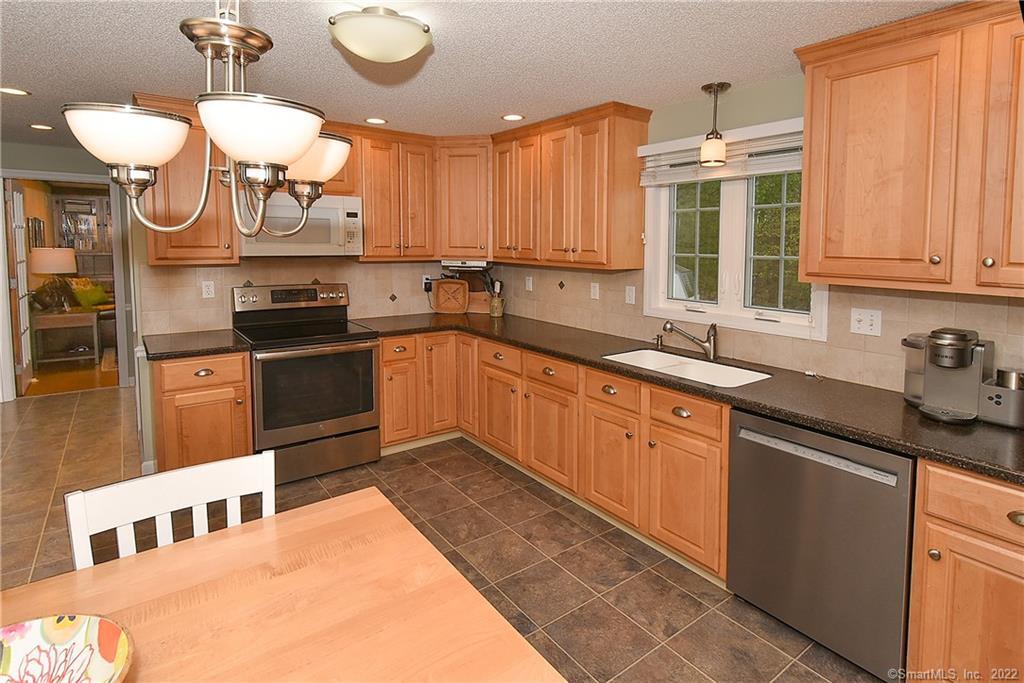 23 Worthington Road, Glastonbury, CT 06033 - Thumbnail 14