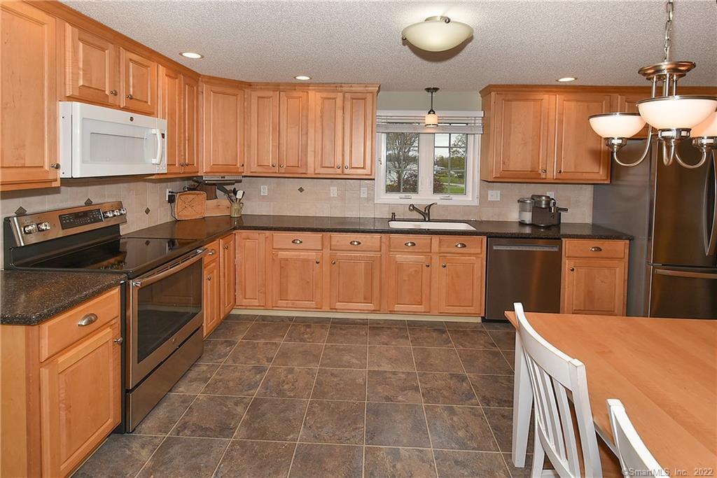 23 Worthington Road, Glastonbury, CT 06033 - Thumbnail 15