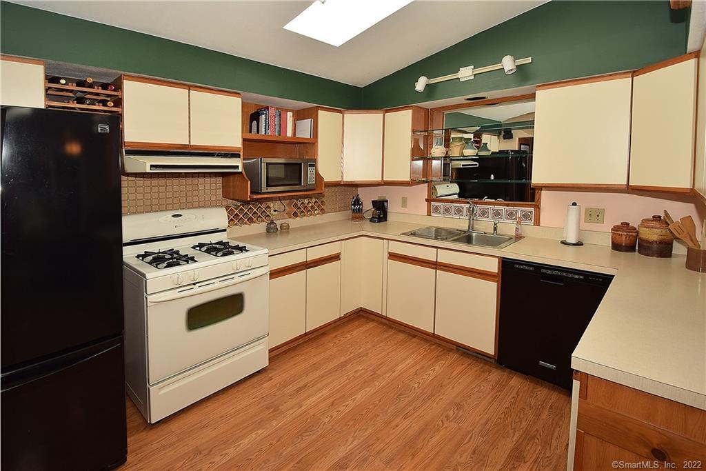 59 Lewis Drive, South Windsor, CT 06074 - Thumbnail 14