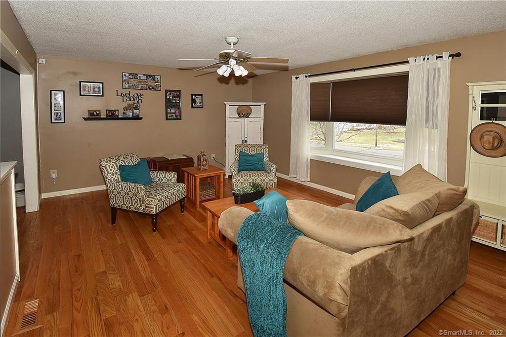 98 Old Farm Road, South Windsor, CT 06074 - Thumbnail 4