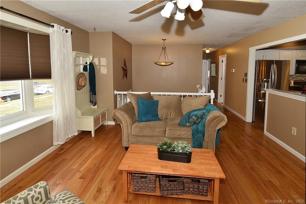 98 Old Farm Road, South Windsor, CT 06074 - Thumbnail 5