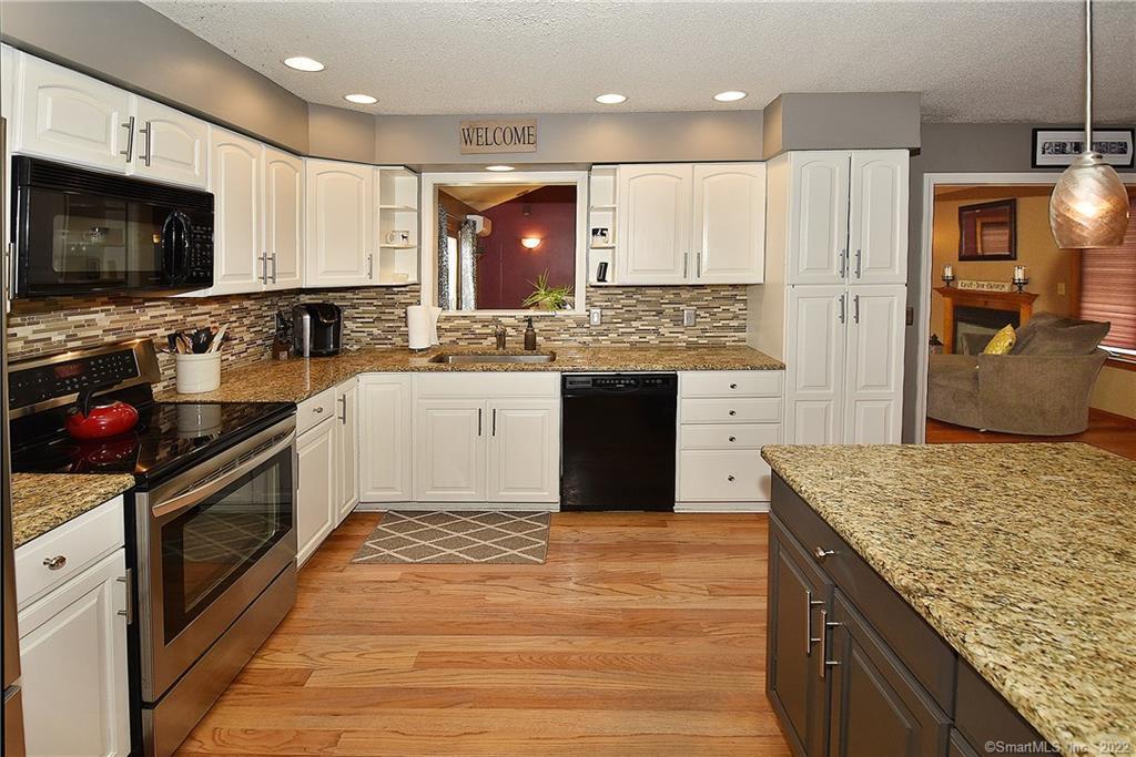 98 Old Farm Road, South Windsor, CT 06074 - Thumbnail 12