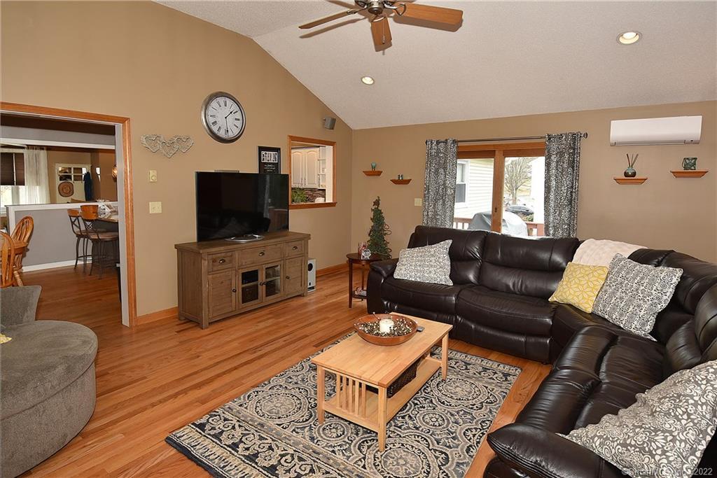 98 Old Farm Road, South Windsor, CT 06074 - Thumbnail 14