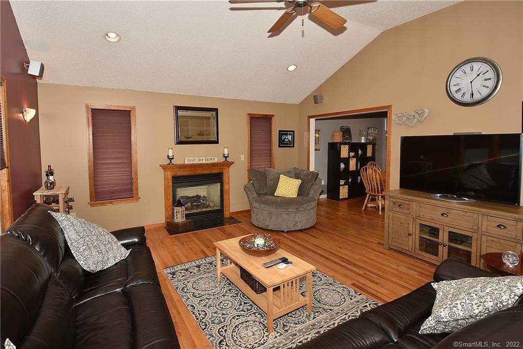 98 Old Farm Road, South Windsor, CT 06074 - Thumbnail 17