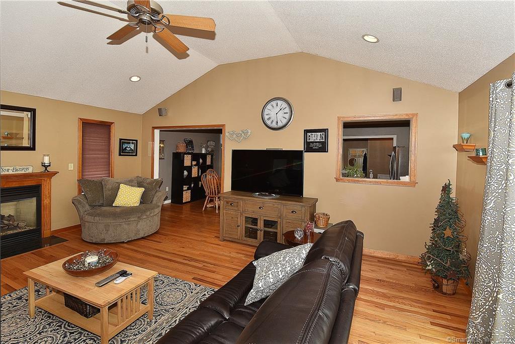 98 Old Farm Road, South Windsor, CT 06074 - Thumbnail 18