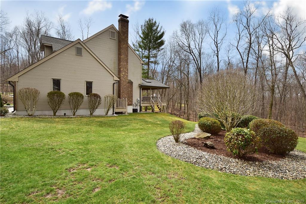 47 Sutton Drive, Vernon, CT 06066 - Thumbnail 3