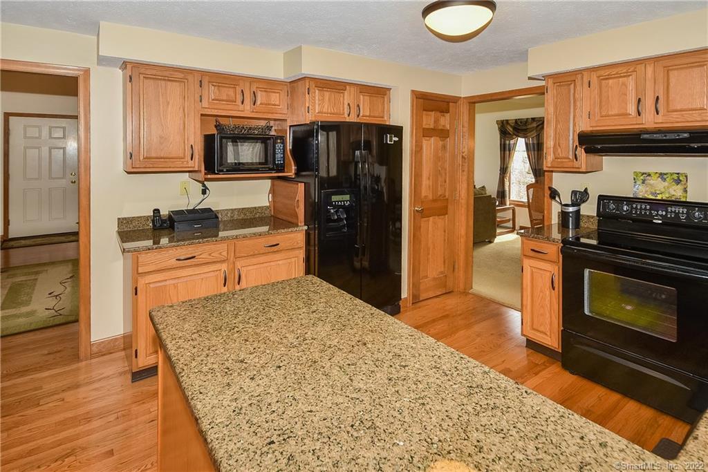 47 Sutton Drive, Vernon, CT 06066 - Thumbnail 15