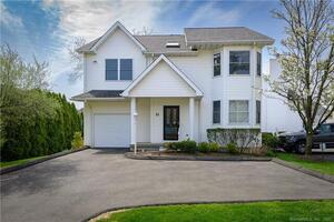 168 Colonial Road, Unit 11