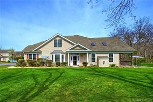 60 Watkins Drive, Unit 60